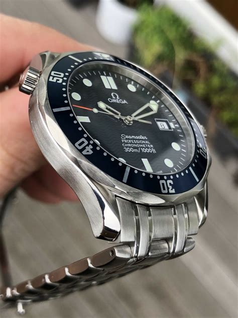 omega seamaster 2531.80 thickness